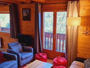 Chalet à Montalbert: 3 Chambres, Mezzanine, Cheminée, Cuisine Équipée, Parking - FR-1-755-7